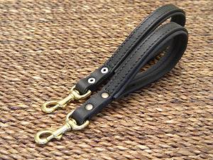 Short leather dog leash - training short lead for dog training or for dog owners